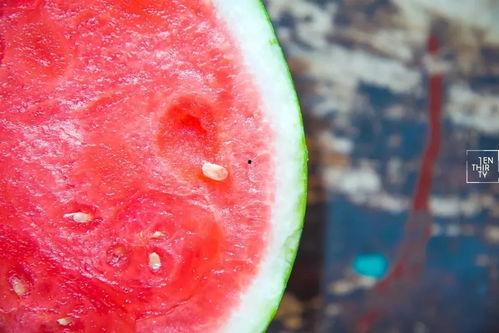 江阴网红吃瓜事件